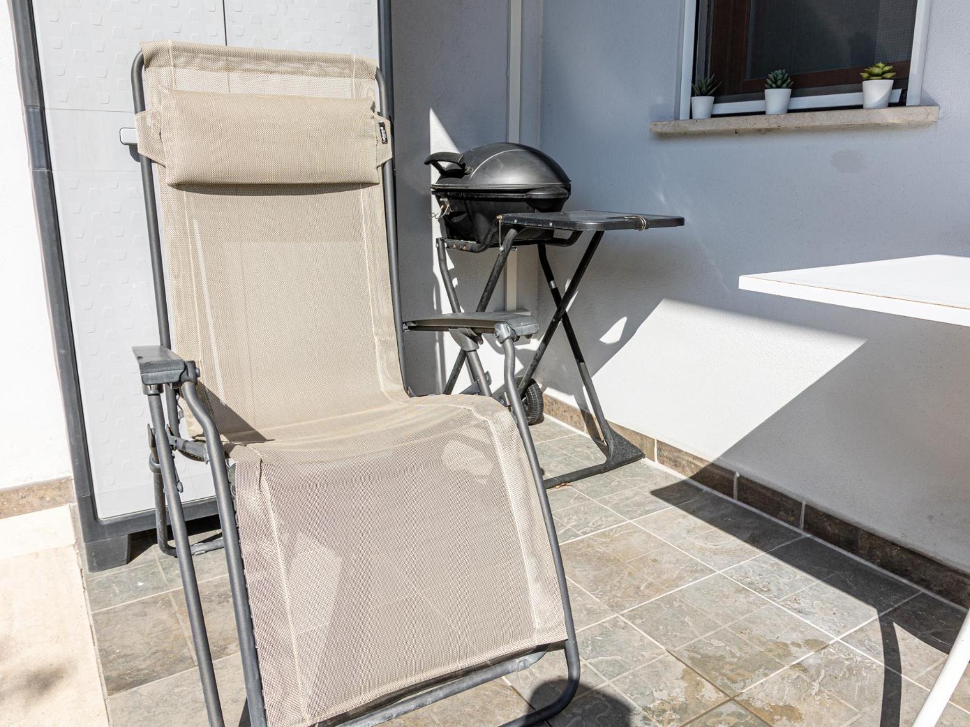 Mrb Real Estate - Maison Ludovica - Monolocale Moderno Con Giardino Frattocchie Exterior photo